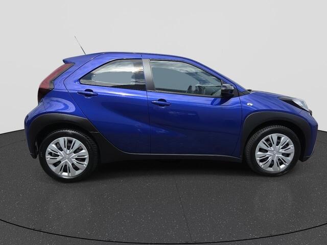 Toyota AYGO X 1.0 VVT-i MT Play