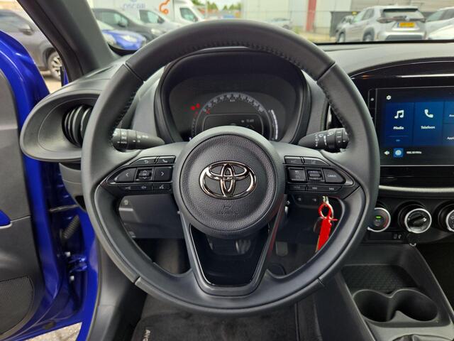 Toyota AYGO X 1.0 VVT-i MT Play