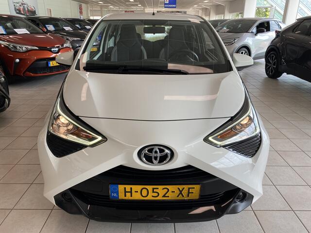 Toyota AYGO 1.0 VVT-i x-play