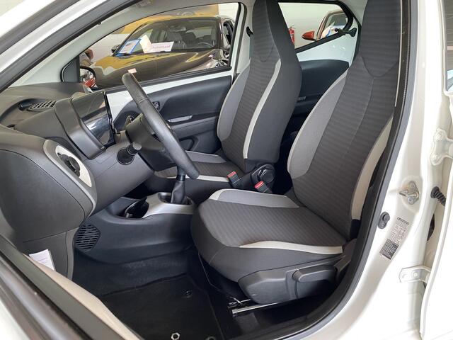 Toyota AYGO 1.0 VVT-i x-play