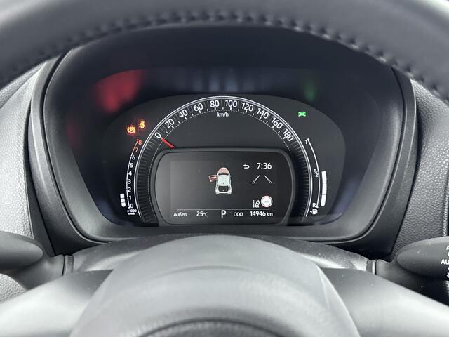 Toyota AYGO X 1.0 VVT-i S-CVT Premium Limited Automaat | Parkeersensoren | Keyless Entry |