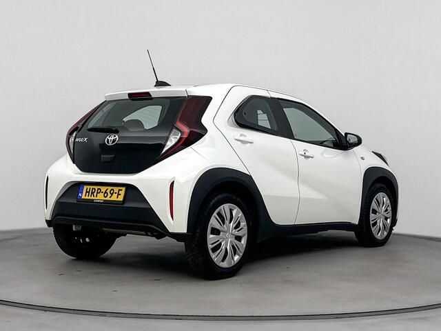 Toyota AYGO X 1.0 VVT-i MT Play Luxury | Climate Control | Stoelverwarming | Apple Carplay -/ Android Auto |