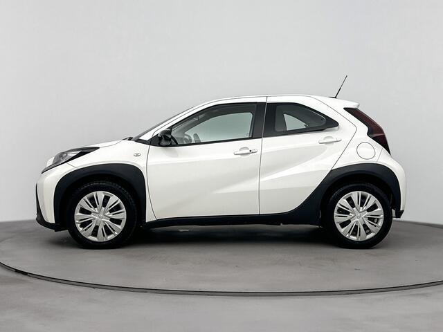 Toyota AYGO X 1.0 VVT-i MT Play Luxury | Climate Control | Stoelverwarming | Apple Carplay -/ Android Auto |