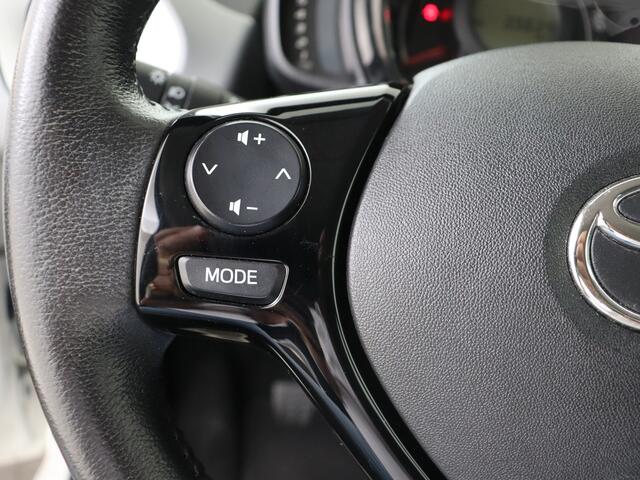 Toyota AYGO 1.0 VVT-i x-play I Airco I 5 Deurs I Zuinig I Centrale vergrendeling met afstandsbediening I