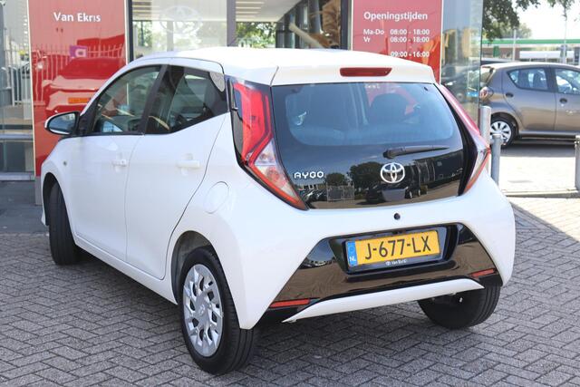 Toyota AYGO 1.0 VVT-i x-play, Android auto, Carplay