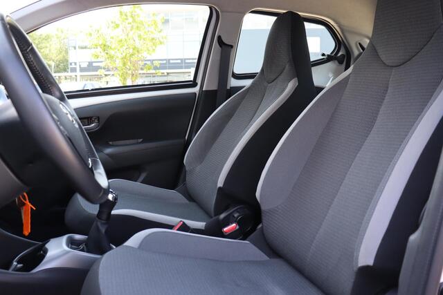 Toyota AYGO 1.0 VVT-i x-play, Android auto, Carplay