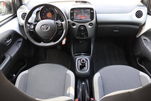 Toyota AYGO 1.0 VVT-i x-play Automaat