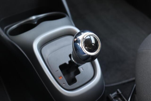 Toyota AYGO 1.0 VVT-i x-play Automaat