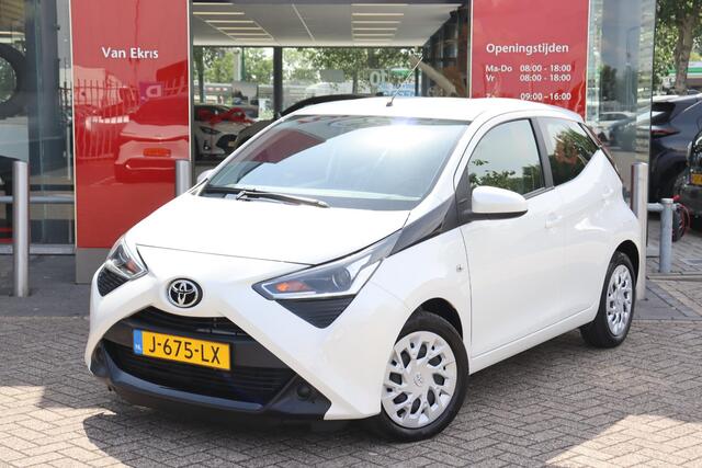 Toyota AYGO 1.0 VVT-i x-play Automaat