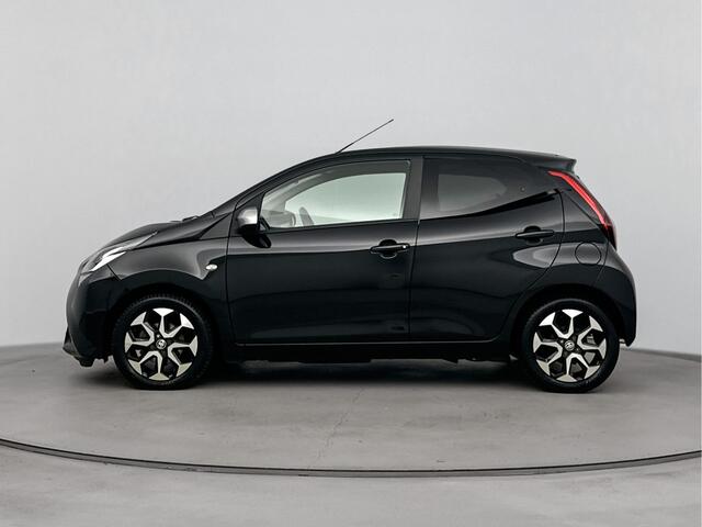 Toyota AYGO 1.0 VVT-i x-first | Apple Carplay & Android Auto | Parkeercamera |