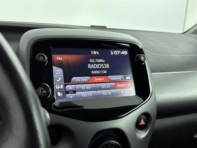 Toyota AYGO 1.0 VVT-i x-first | Apple Carplay & Android Auto | Parkeercamera |
