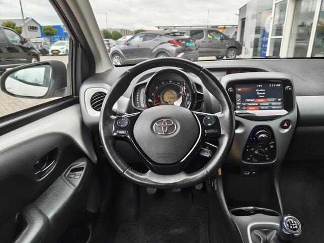Toyota AYGO 1.0 VVT-i x-play limited | Trekhaak | Android Auto | Achteruitr