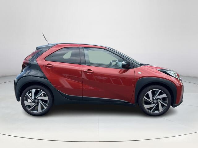 Toyota AYGO X 1.0 VVT-i S-CVT Envy | Parkeersensoren | Stoelverwarming | Keyless entry | Navigatie |