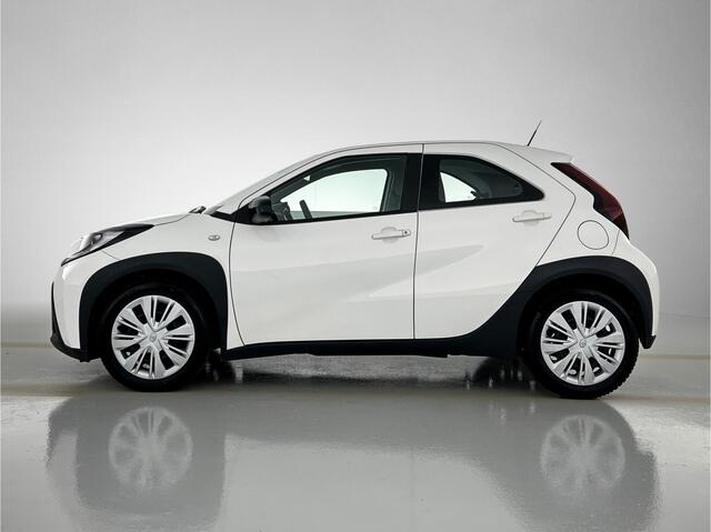 Toyota AYGO X 1.0 VVT-i Play