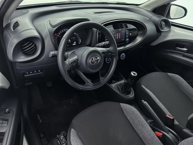 Toyota AYGO X 1.0 VVT-i Play