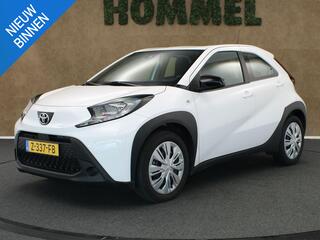 toyota-aygo-x-1.0-vvt-i-mt-play---o