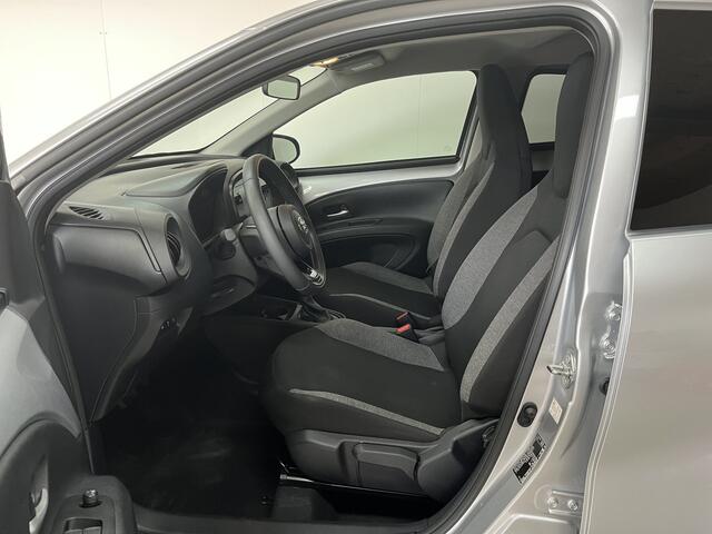 Toyota AYGO X 1.0 VVT-i S-CVT Envy Automaat Apple Carplay Stoelverwarming Camera