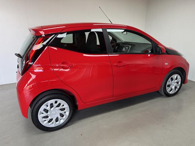 Toyota AYGO 1.0 VVT-i x-play NAP Camera Apple Carplay DAB