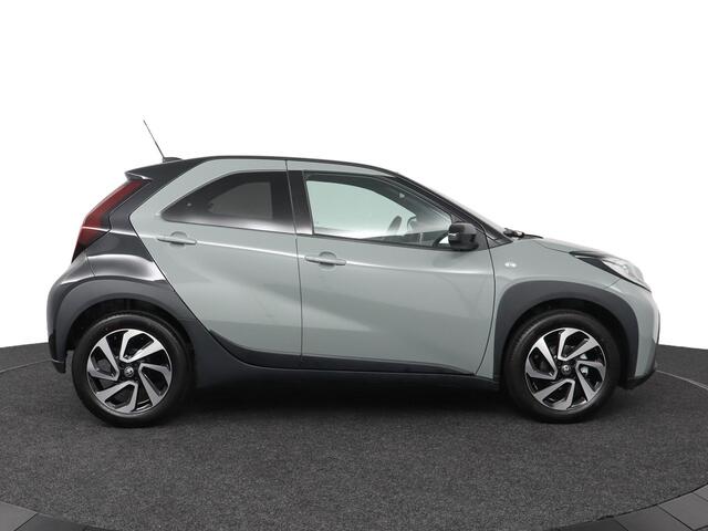 Toyota AYGO X 1.0 VVT-i MT Pulse | 17" lichtmetalen velgen | Automatische airco | Privacy Glass |