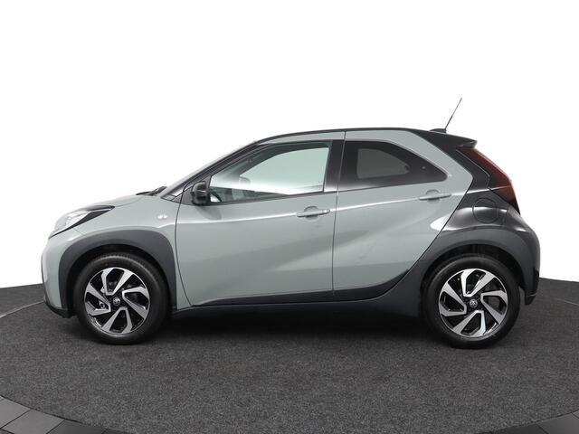 Toyota AYGO X 1.0 VVT-i MT Pulse | 17" lichtmetalen velgen | Automatische airco | Privacy Glass |