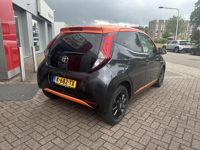 Toyota AYGO 1.0 VVT-i x-JBL
