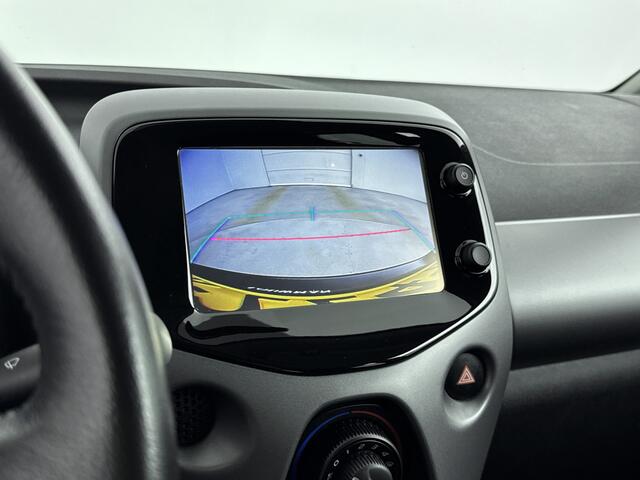 Toyota AYGO 1.0 VVT-i x-play | Parkeercamera | Bluetooth | Airco |