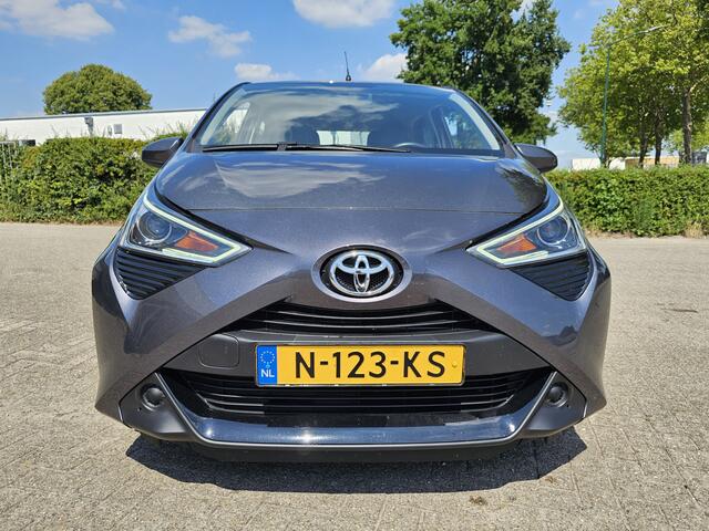 Toyota AYGO 1.0 VVT-i x-Play, Carplay! Camera! 1e Eig! Zondag OPEN!