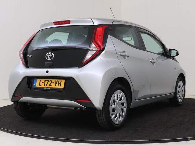 Toyota AYGO 1.0 VVT-i x-play I Apple Carplay/Android Auto I Airco I Dealer Onderhouden I