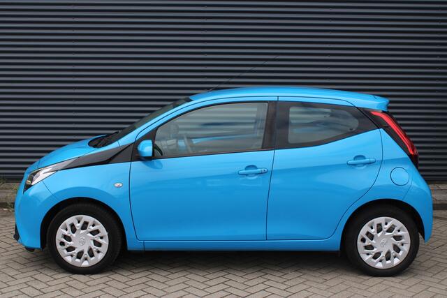 Toyota AYGO 1.0 VVT-i x-play limited Car-play Camera