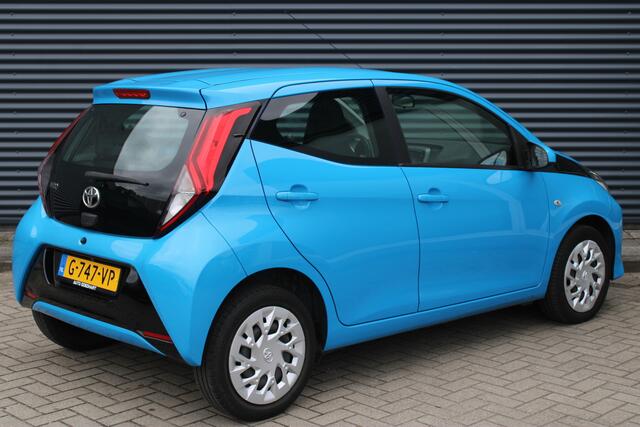 Toyota AYGO 1.0 VVT-i x-play limited Car-play Camera