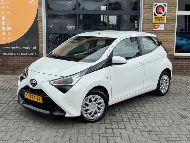 Toyota AYGO 1.0 VVT-I X-PLAY LIMITED 5-DRS AIRCO/NAVI/LED/CAMERA/NL-AUTO/1E EIG.