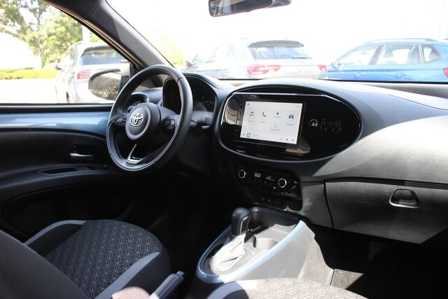 Toyota AYGO X 1.0 S-CVT Envy Automaat | Parkeersensoren | Stoelverwarming | Keyless |