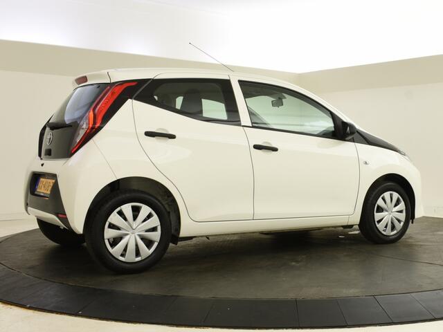 Toyota AYGO 1.0 VVT-i x-fun