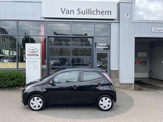toyota-aygo-1.0-vvt-i-x-play