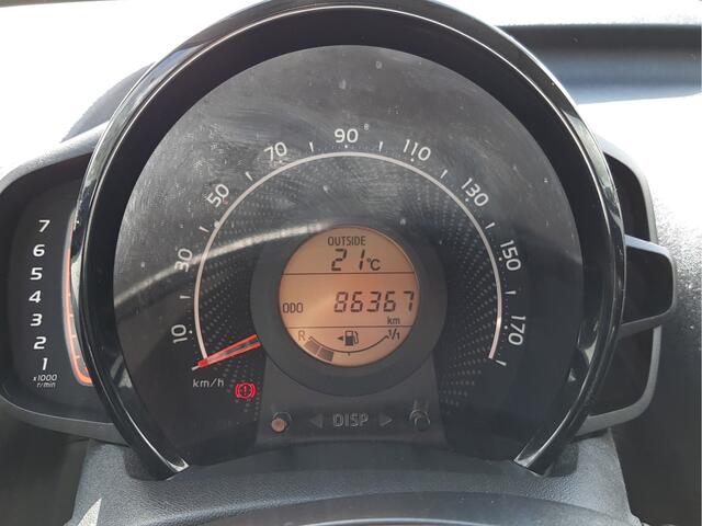 Toyota AYGO 1.0 VVT-i x-play | Airco | Camera |