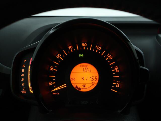 Toyota AYGO 1.0 VVT-i x-cite