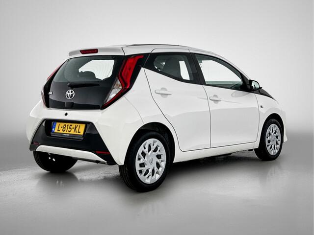 Toyota AYGO 1.0 VVT-i x-play cabrio | Elek. bedienbaar dak | Airconditioning | Cruise control |