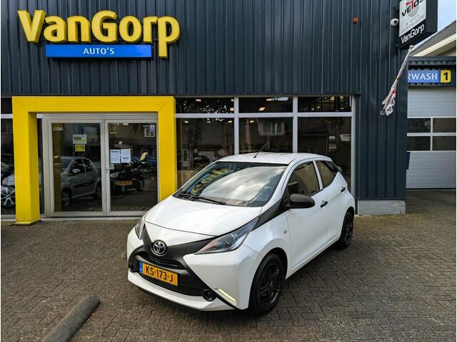Toyota AYGO 1.0 VVT-i x-now CARPLAY All-in prijs!