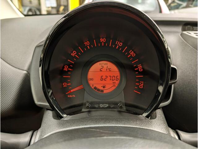 Toyota AYGO 1.0 VVT-i x-now CARPLAY All-in prijs!