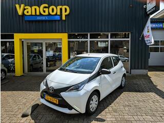 toyota-aygo-1.0-vvt-i-x-fun-carplay