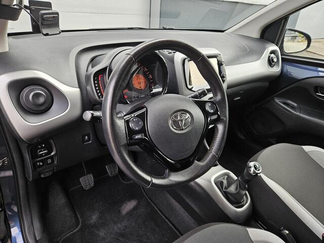 Toyota AYGO 1.0 VVT-i x-play