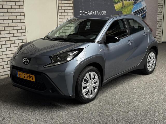 Toyota AYGO X 1.0 VVT-i MT Play