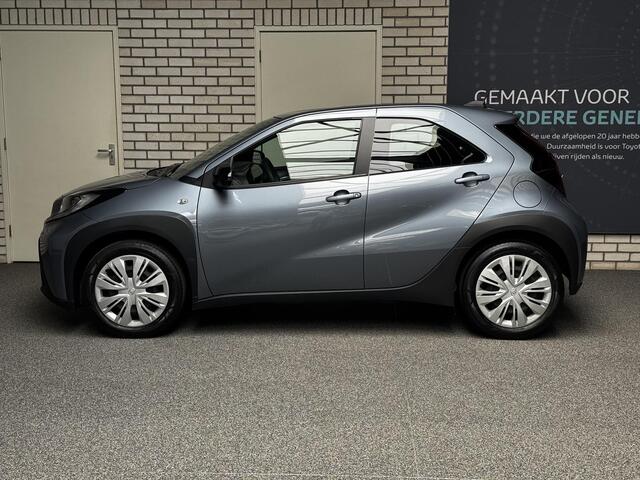 Toyota AYGO X 1.0 VVT-i MT Play
