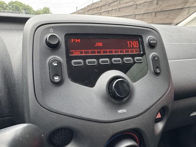 Toyota AYGO 1.0 VVT-i x-fun / Airco / Bluetooth / EL-ramen / NL