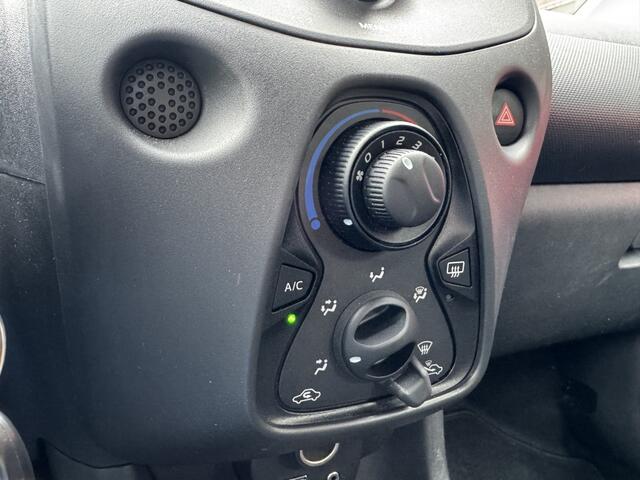 Toyota AYGO 1.0 VVT-i x-fun / Airco / Bluetooth / EL-ramen / NL