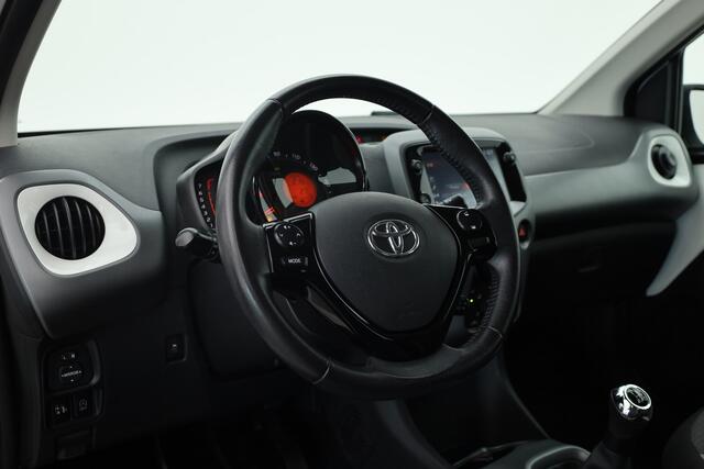 Toyota AYGO 1.0 VVT-i x-play | Navi by App | Camera | Airco