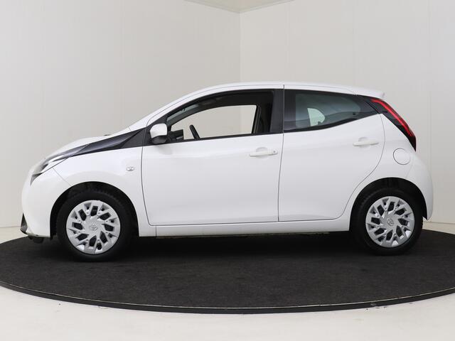 Toyota AYGO 1.0 VVT-i x-play | Airco | Camera |