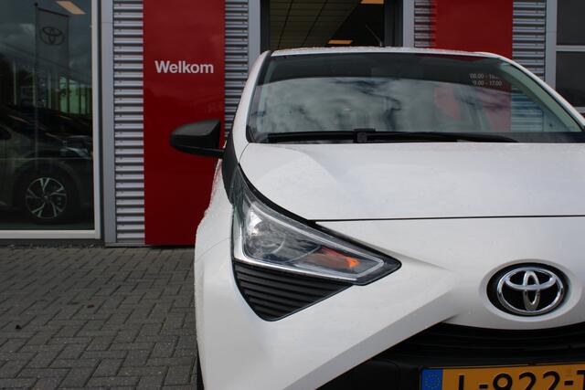 Toyota AYGO 1.0 VVT-i x-fun