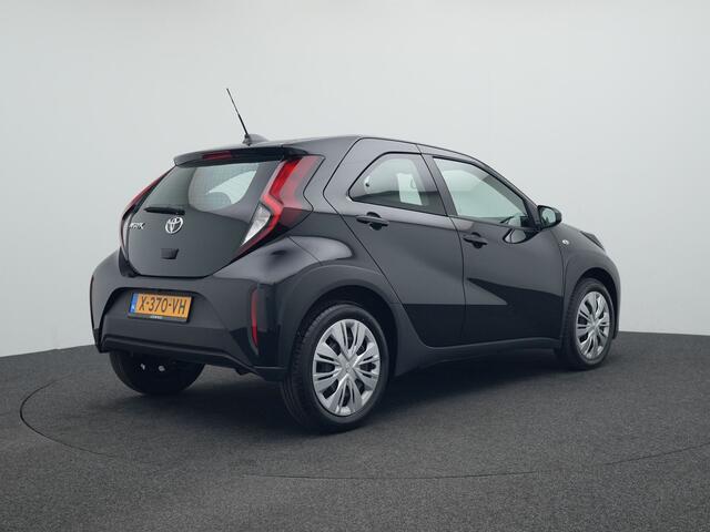Toyota AYGO X 1.0 VVT-i S-CVT Play reco aangemeld 10-6