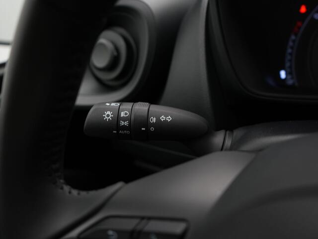 Toyota AYGO X 1.0 VVT-i S-CVT Play reco aangemeld 10-6